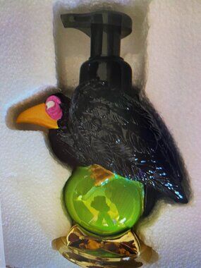 Bath & Body Works Disney Villains Maleficent Raven Dispenser - NEW